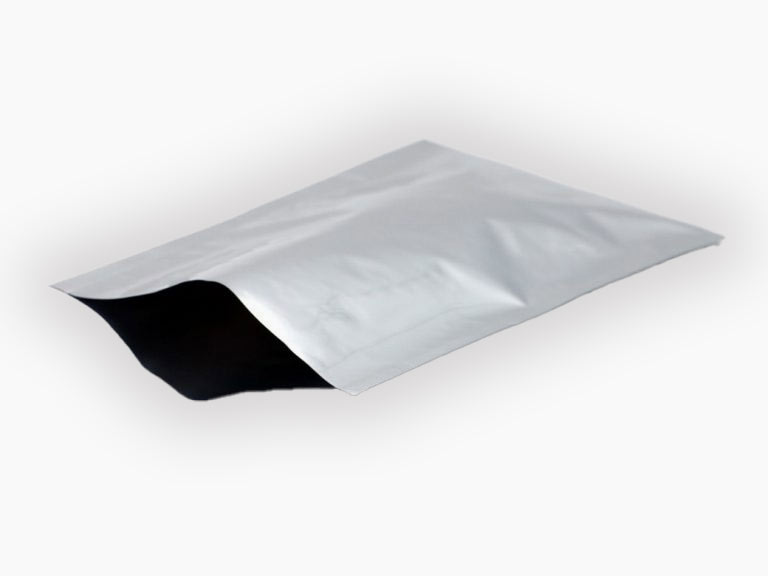 Aluminium flat bags.  Ziplock bags. Aluminium packaging - Sercalia